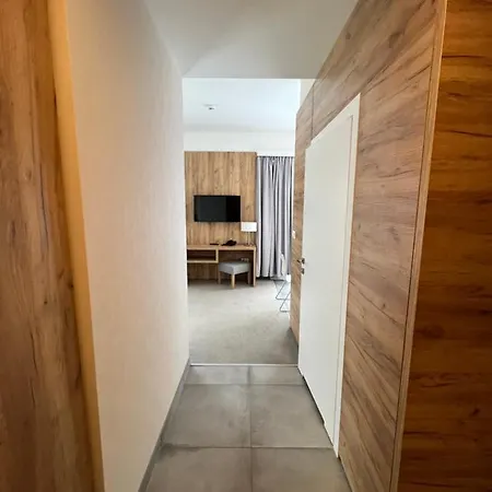 Czarna Gora 320 3* Sienna (Klodzko)