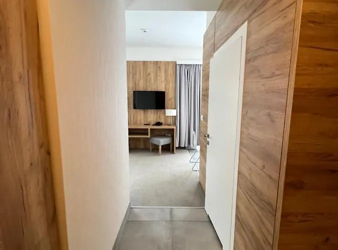 Czarna Gora 320 3* Sienna (Klodzko)