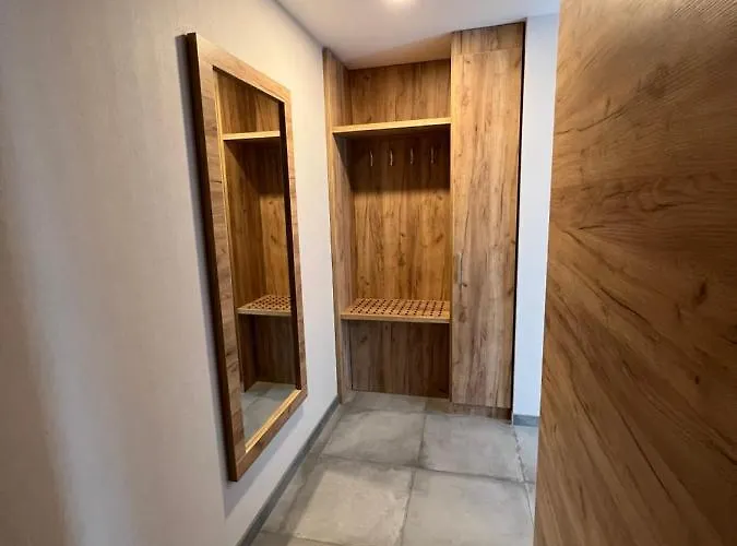 Czarna Gora 320 Apartment 3*